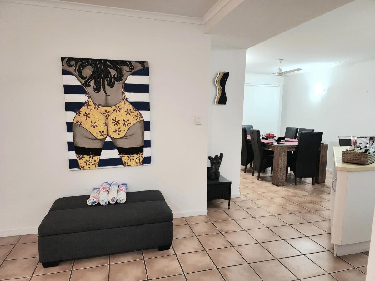 La Villa At Beach Court Airlie Beach Exterior foto