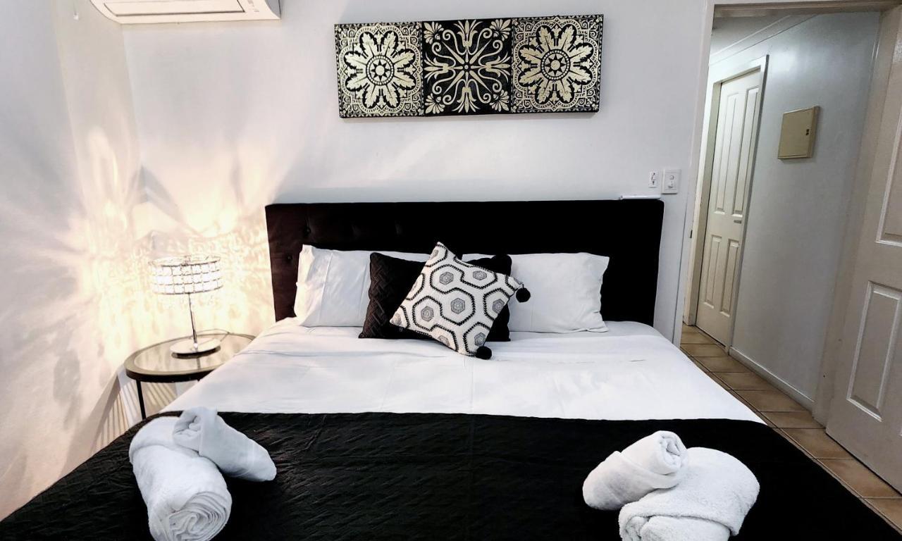 La Villa At Beach Court Airlie Beach Exterior foto